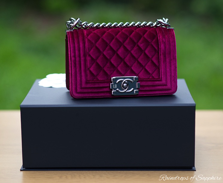 chanel-velvet-small-boy-bordeaux-bag