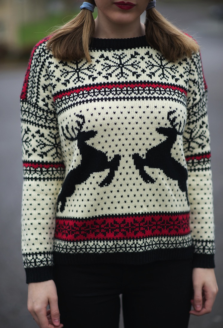 asos-reindeer-christmas-jumper-sweater