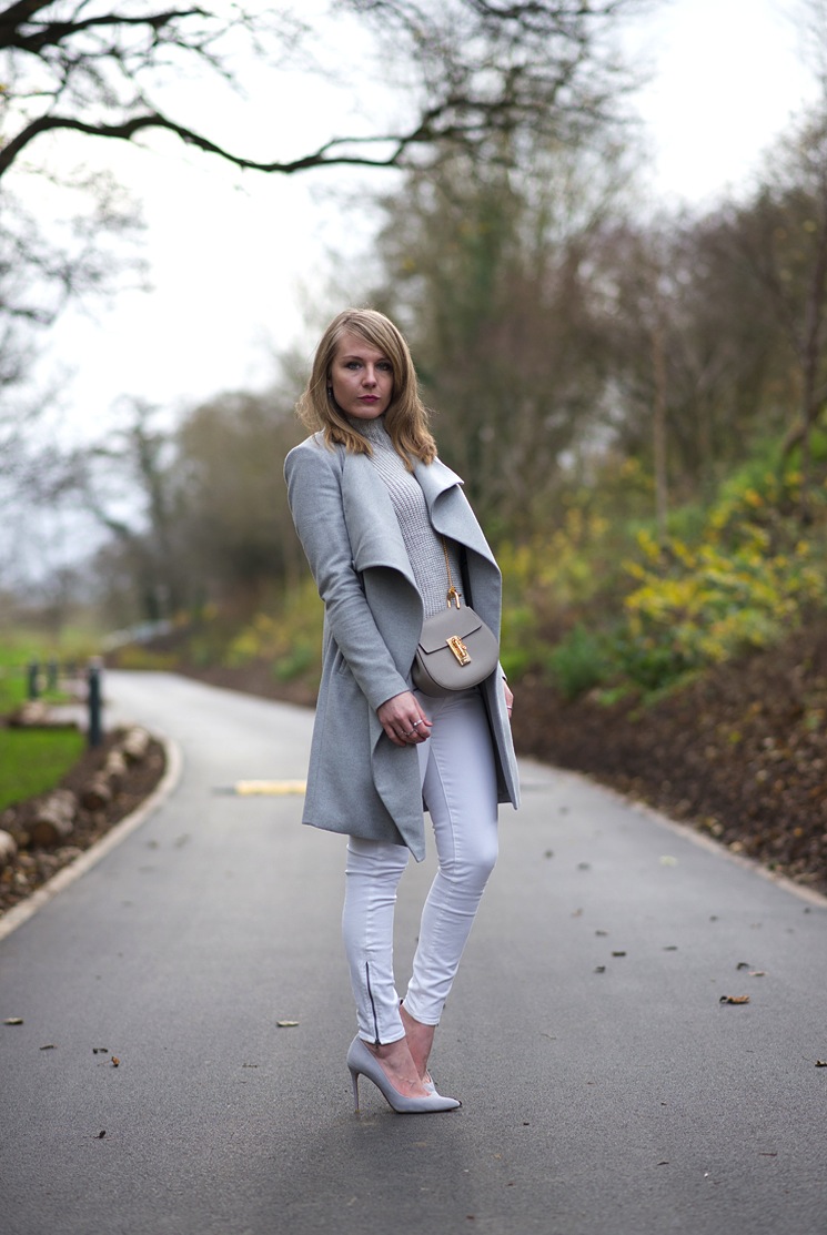 grey-coat-top-white-jeans