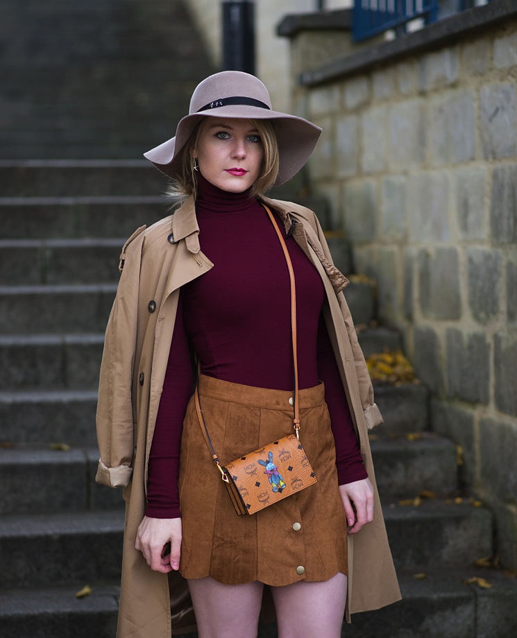 trench-coat-suede-skirt-burgundy-roll-neck