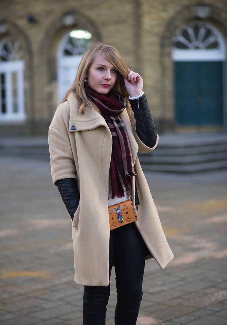 leather-sleeve-beige-coat