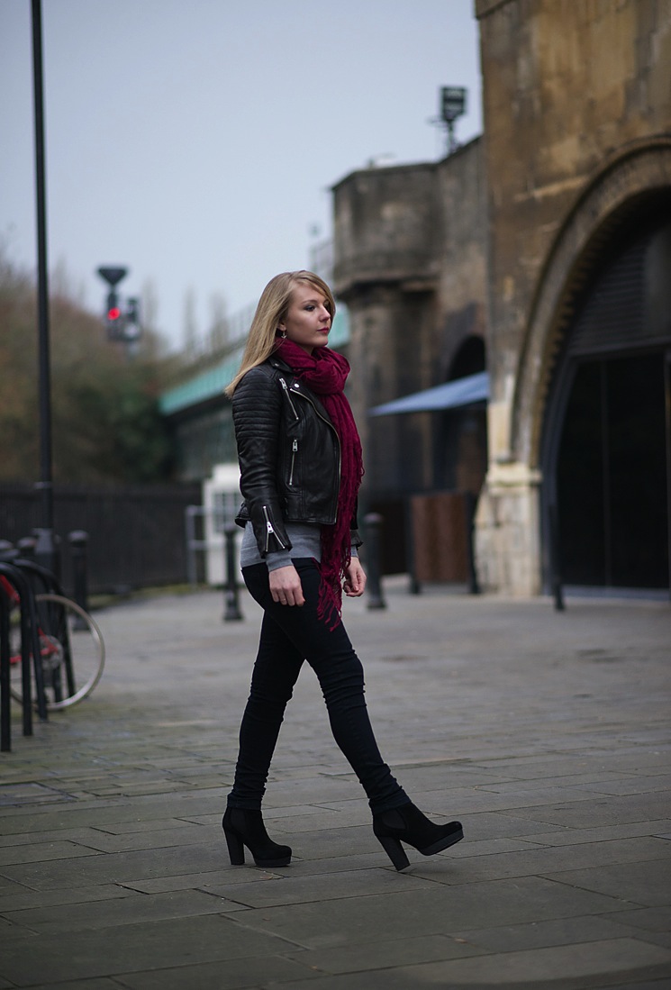 moto-biker-leather-jacket-with-jeans-boots